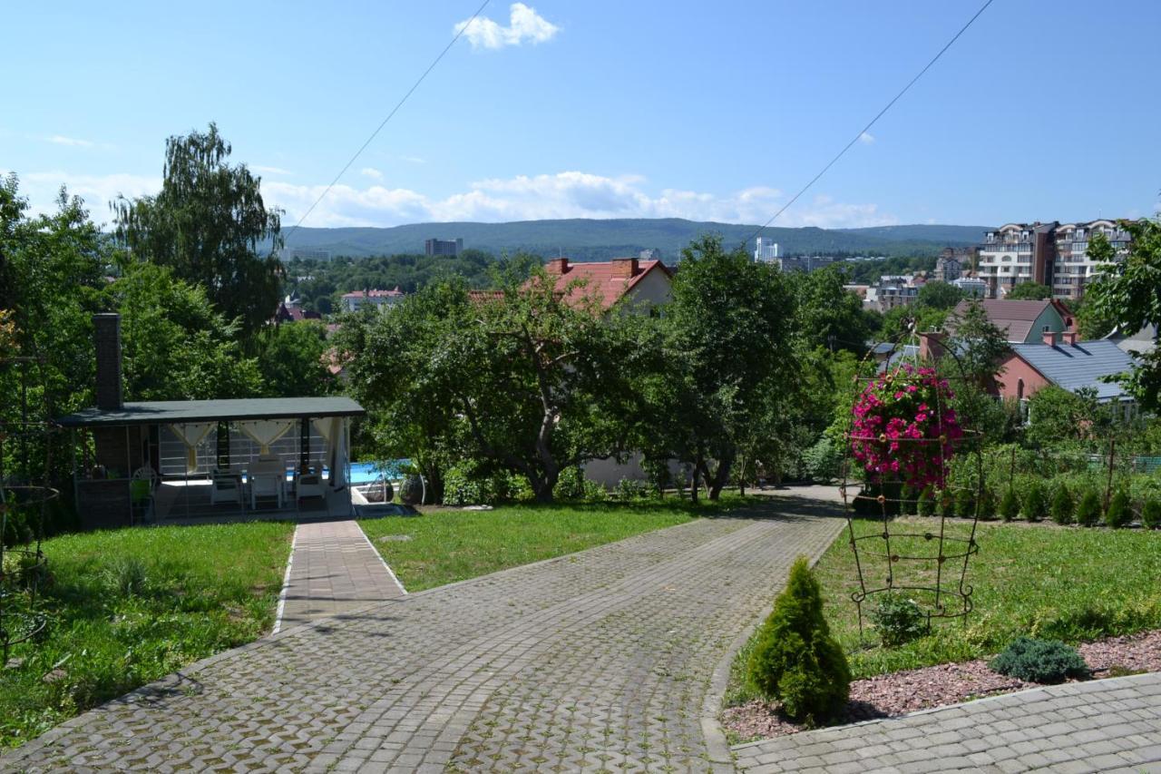 Guest House At Lesya Ukrainka Truskavets Eksteriør bilde